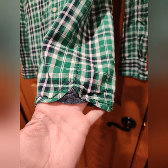 GAP Boys M (8) Plaid Shirt - Picture 3 of 5